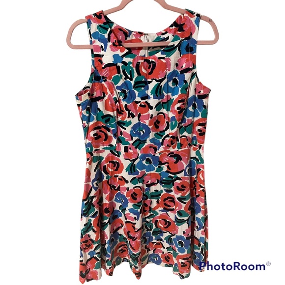 Tommy Hilfiger Dresses & Skirts - A beautiful floral dress by Tommy Hilfiger in size 12